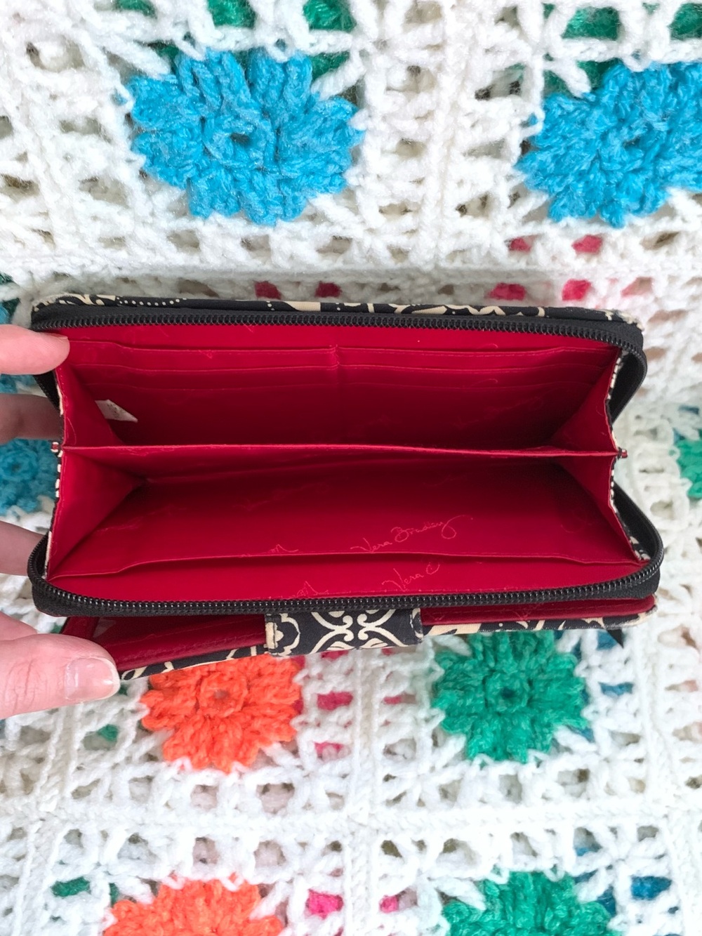 Vera Bradley Barcelona Turn Lock Wallet - Picture 6 of 8